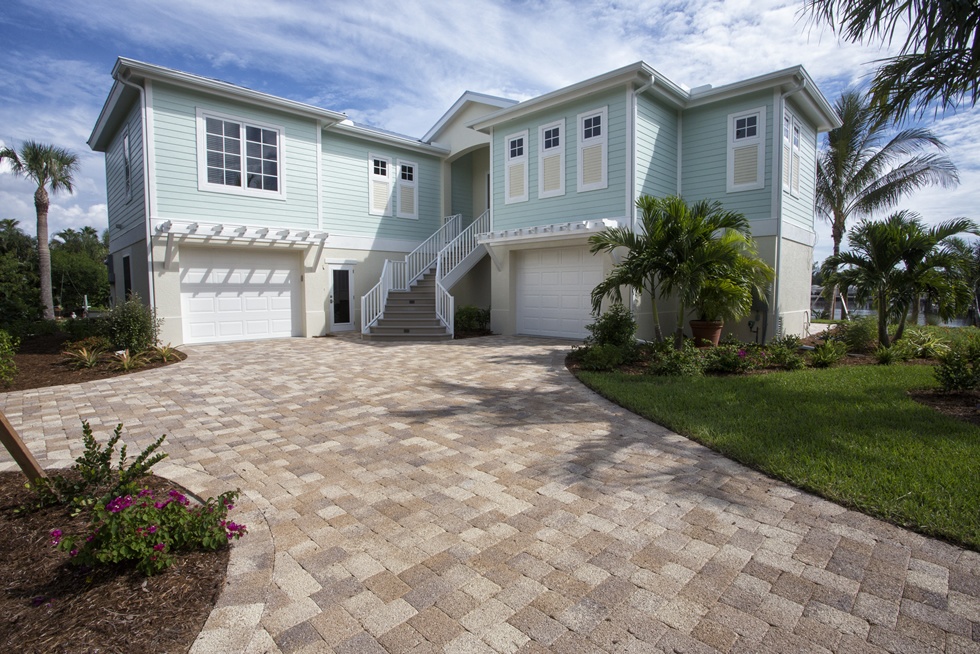 Brick Driveway Interlocking Pavers